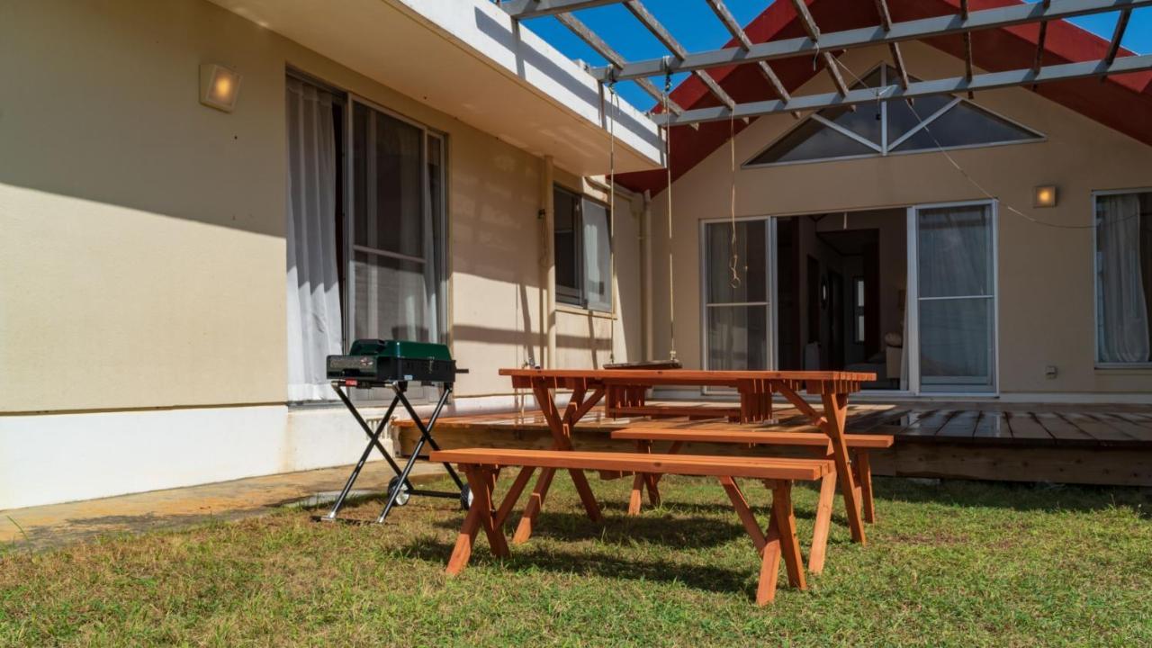 Guesthouse Akabana Miyakojima  Exterior photo